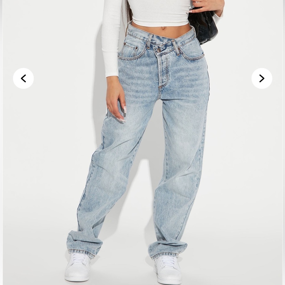 Fashion Nova NWT! Step Waistband Crossover Jeans - Light Blue Wash - Picture 3 of 6